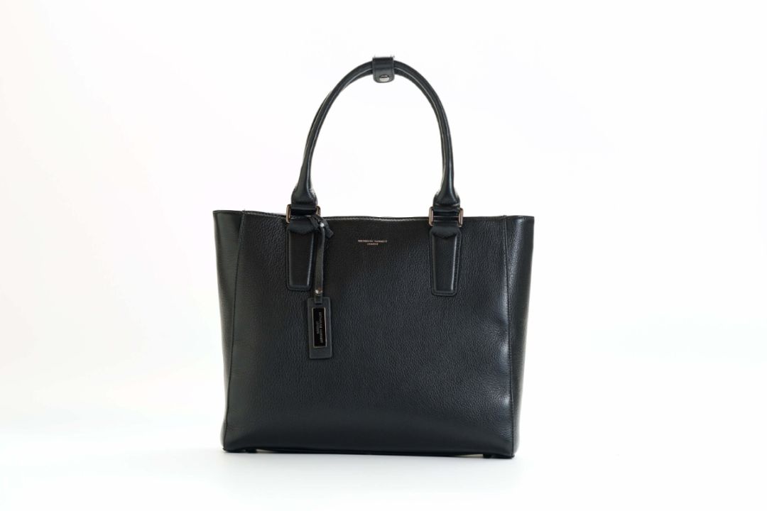 KATHARINE HAMNETT LONDON<br>牛本革トートM