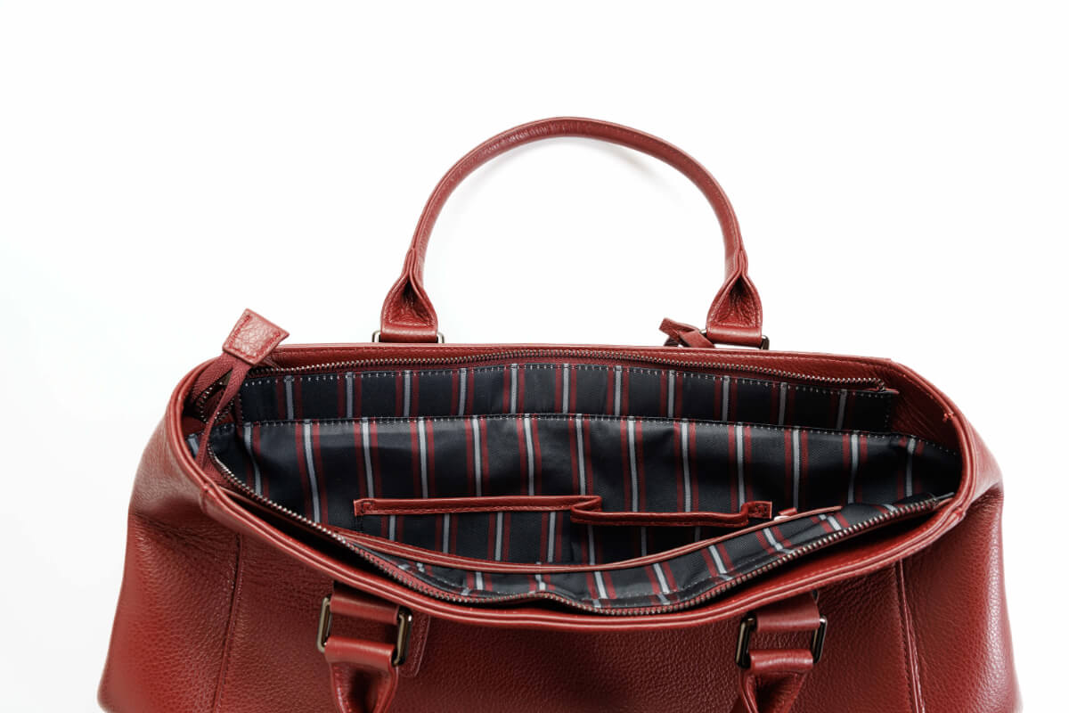 KATHARINE HAMNETT LONDON<br>牛本革トートL
