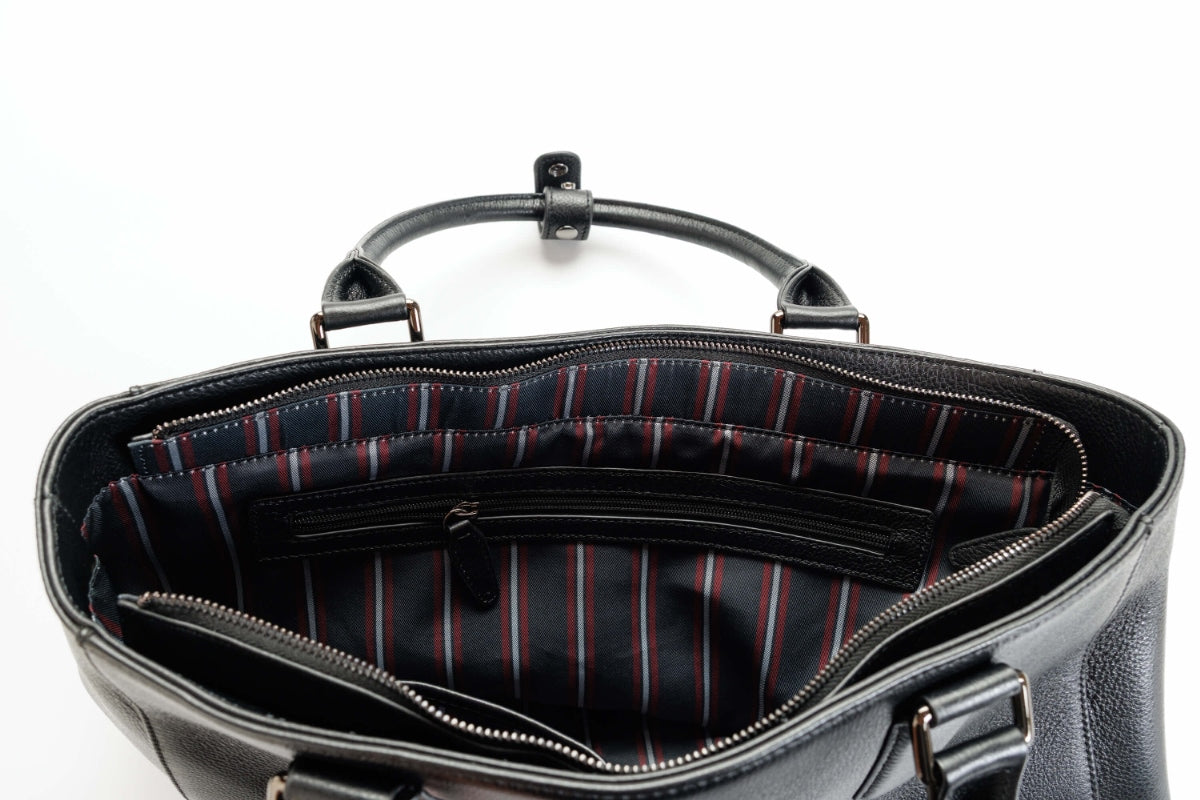 KATHARINE HAMNETT LONDON<br>牛本革トートL