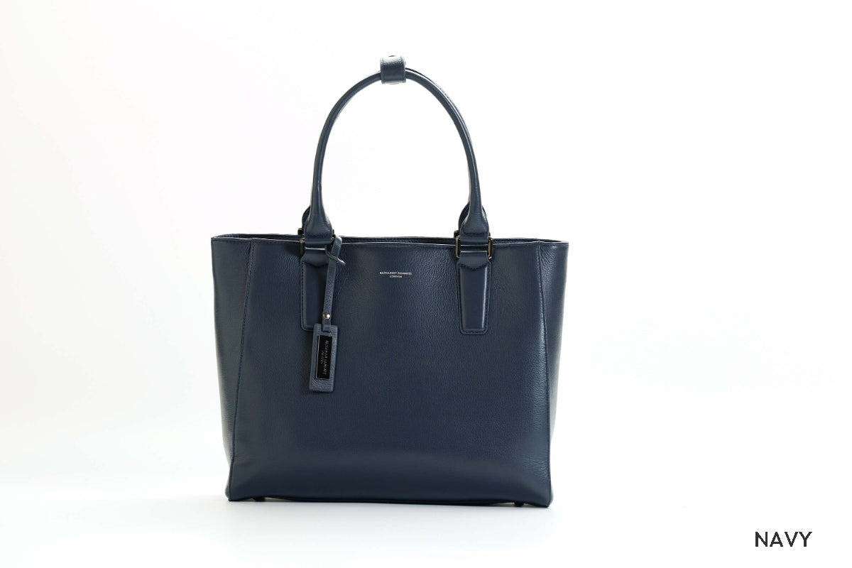 KATHARINE HAMNETT LONDON<br>牛本革トートM