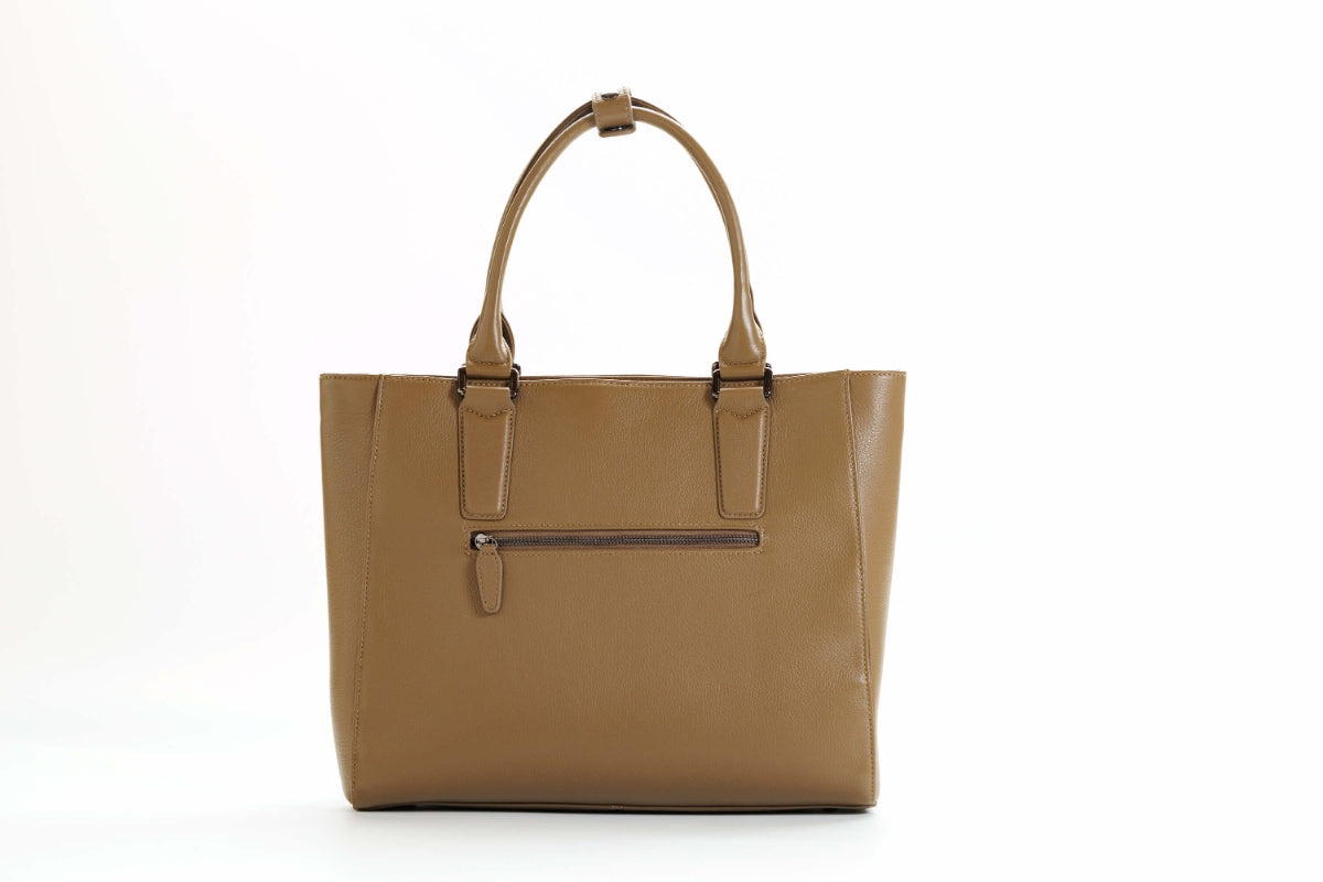 KATHARINE HAMNETT LONDON<br>牛本革トートM