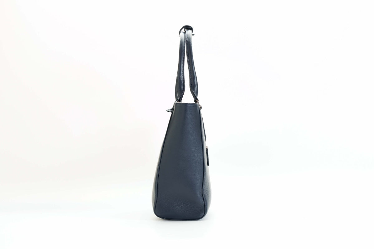 KATHARINE HAMNETT LONDON<br>牛本革トートM