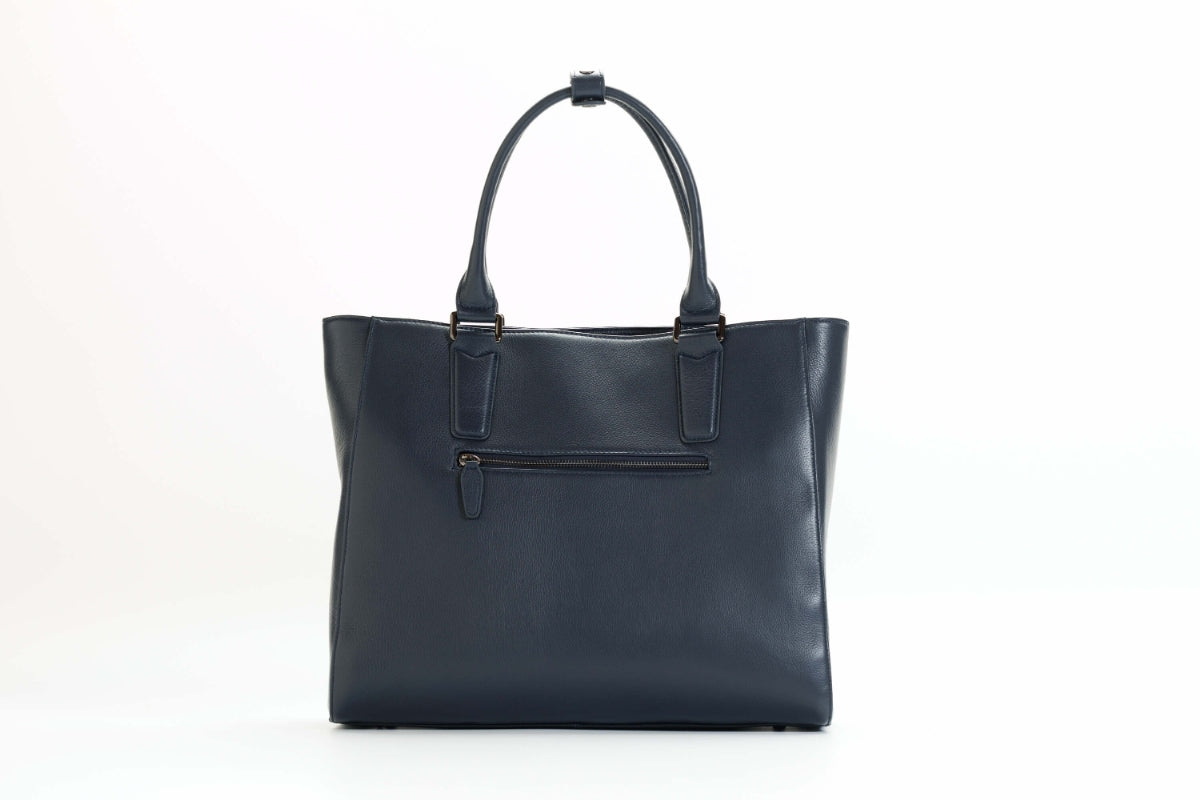 KATHARINE HAMNETT LONDON<br>牛本革トートL